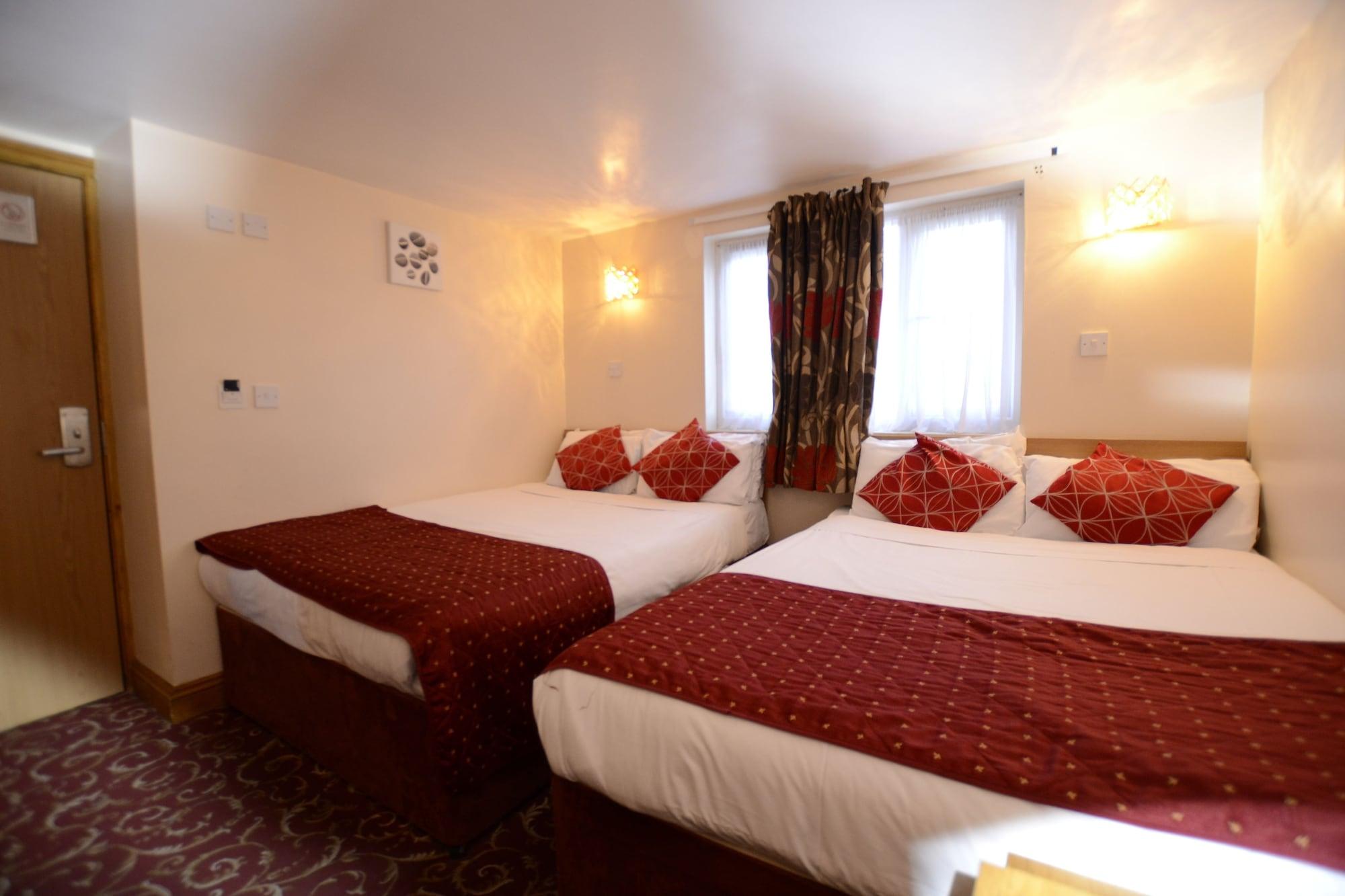 Britannia Hotel 3*